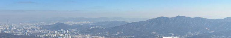 겨울 관악산 등산: 눈꽃과 도시 풍경이 어우러진 최고의 겨울 산행!